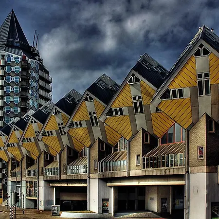 Best In Most Vibrant Street Apartment *